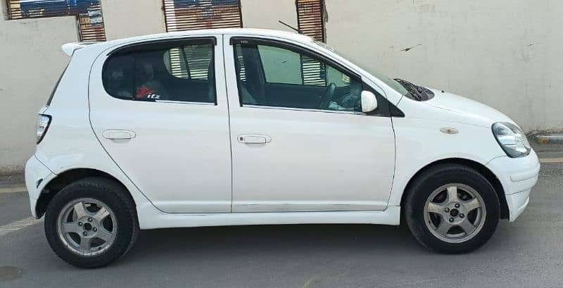 Toyota Vitz 1999 10