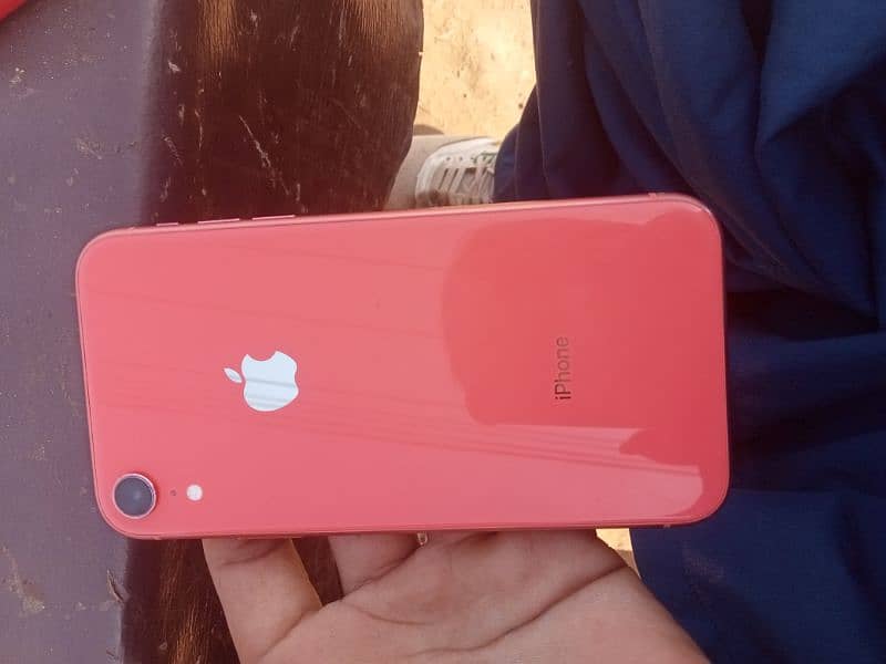 i phone xr for sale 2