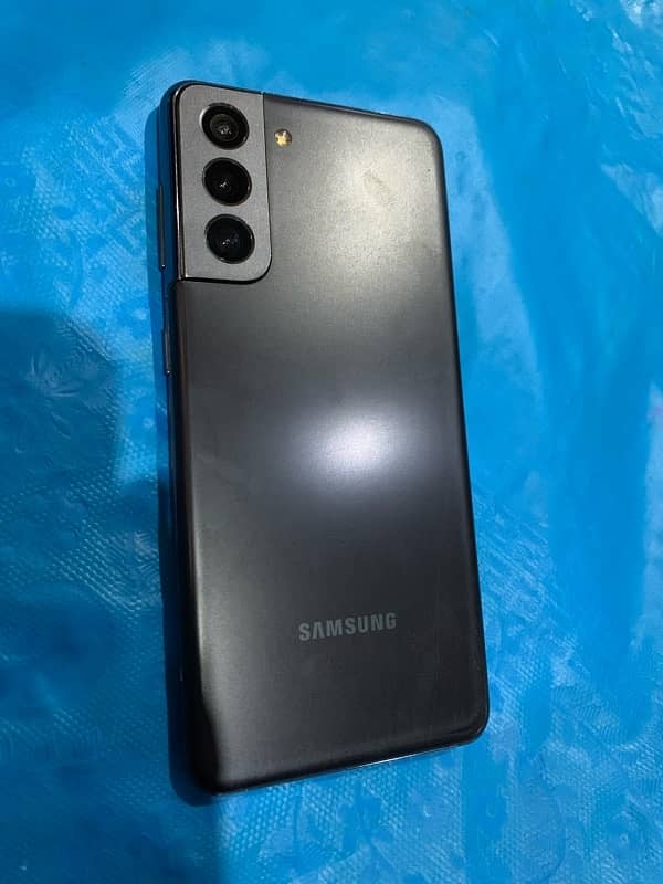 Samsung S 21 5G non-PTA condition 10 x 9 6