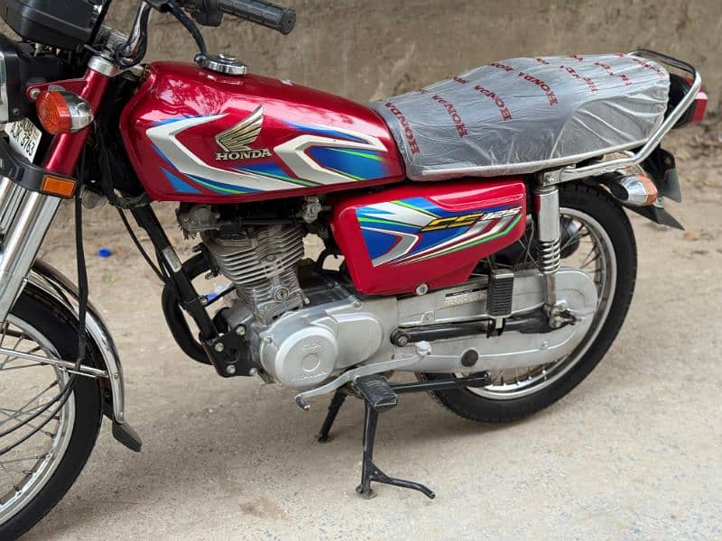 Honda 125 2022 Model Rawalpindi Number 10