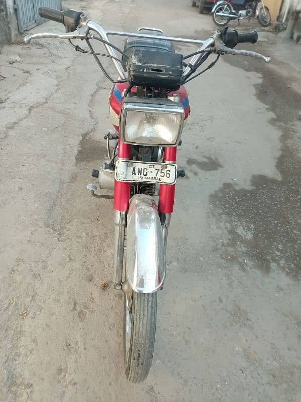 Suzuki 100cc 2 stroke japani Islamabad number antique bike e 1