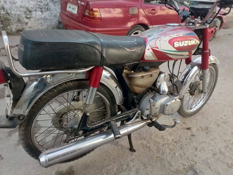 Suzuki 100cc 2 stroke japani Islamabad number antique bike e 2