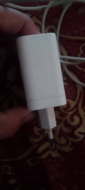 supervooc 80 watt ka original charger hai 1