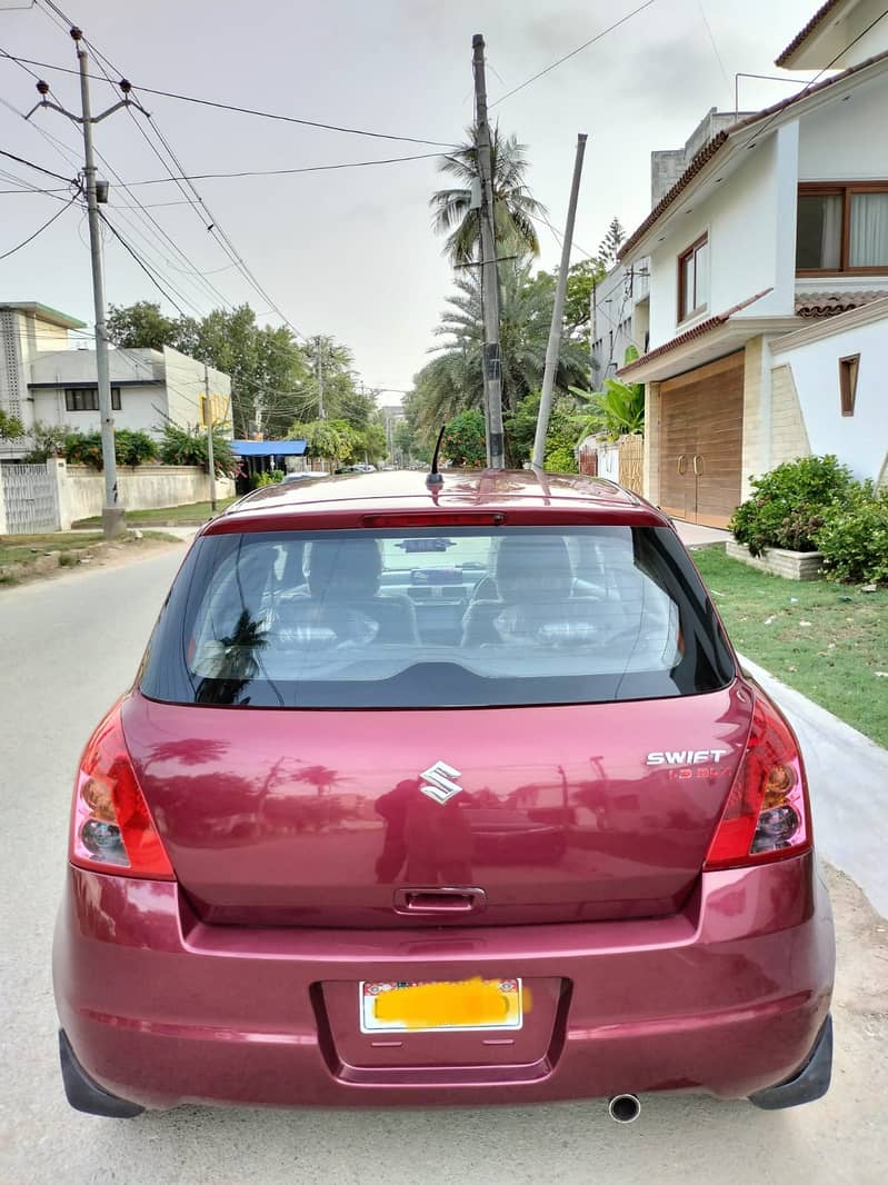 Suzuki Swift 1.3 DLX (Navigation) Model 2016 11