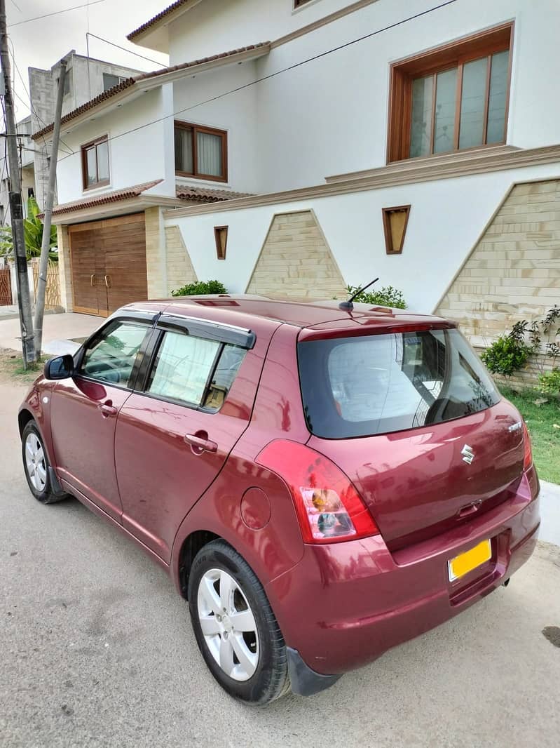 Suzuki Swift 1.3 DLX (Navigation) Model 2016 15