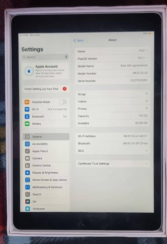ipad 9th generation 10/10 with box and original charger 2