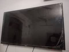 40 inch LcD with NEt card