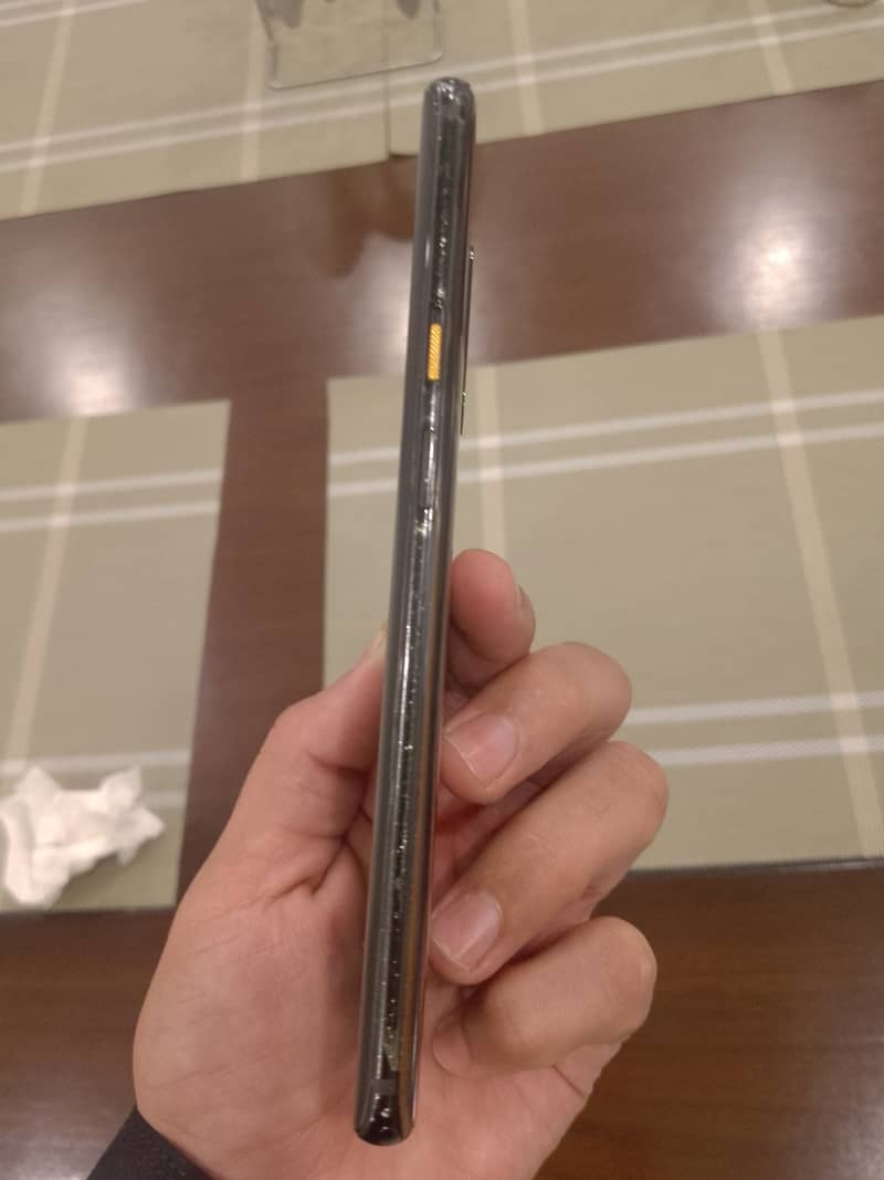 OnePlus 7T pro McLaren addition Limited edition 3