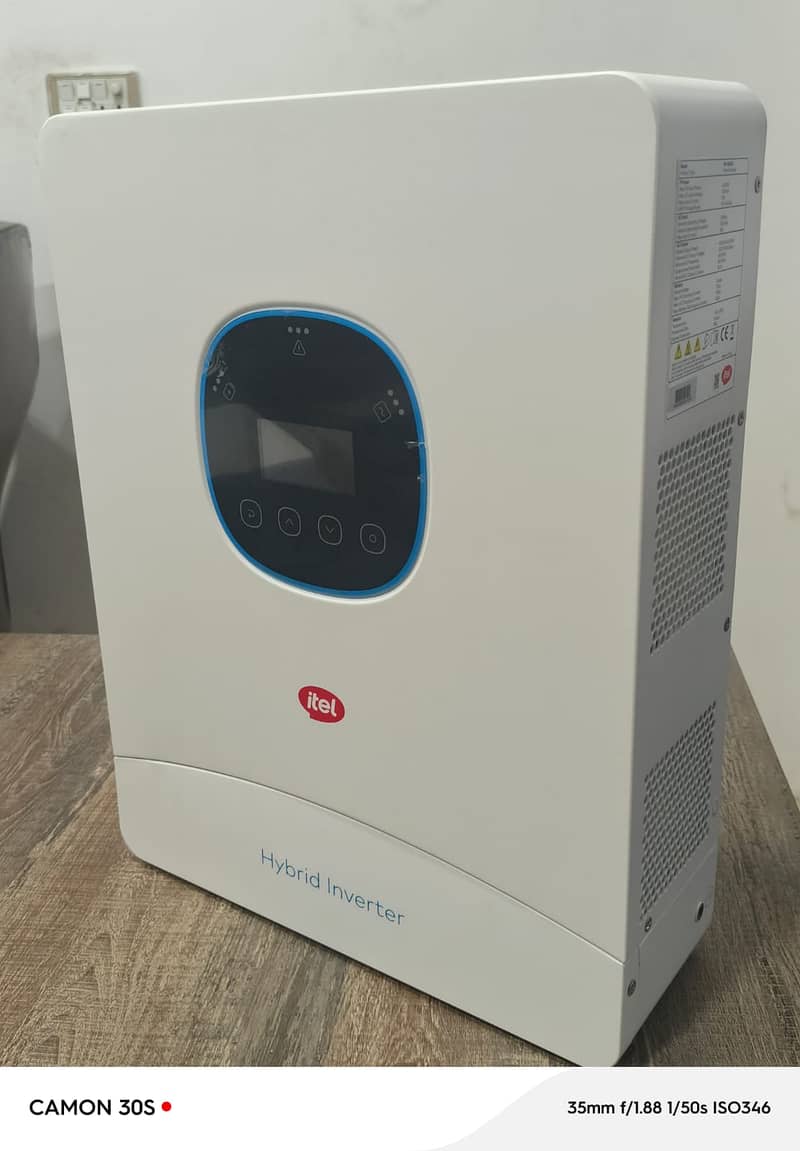 ITEL HYBRID INVERTER  4KW-24V  IP54 2