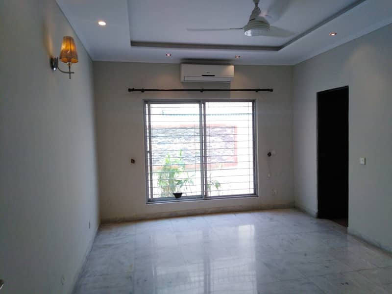 1 Kanal New Super Out House Prime Hot For Rent Dha Phase2 12