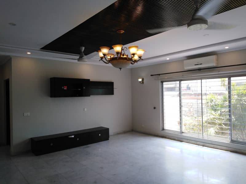 1 Kanal New Super Out House Prime Hot For Rent Dha Phase2 14