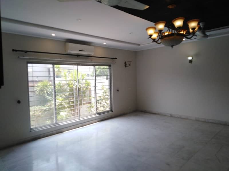 1 Kanal New Super Out House Prime Hot For Rent Dha Phase2 16