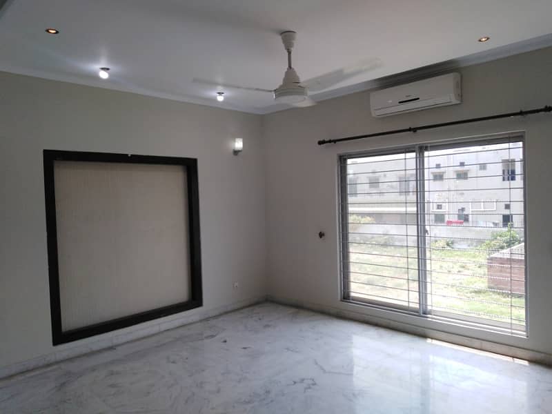 1 Kanal New Super Out House Prime Hot For Rent Dha Phase2 21