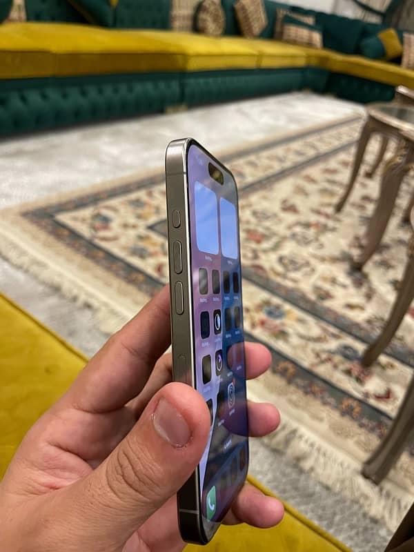 iphone 15 pro [HK] model PTA aproved 256GB 6