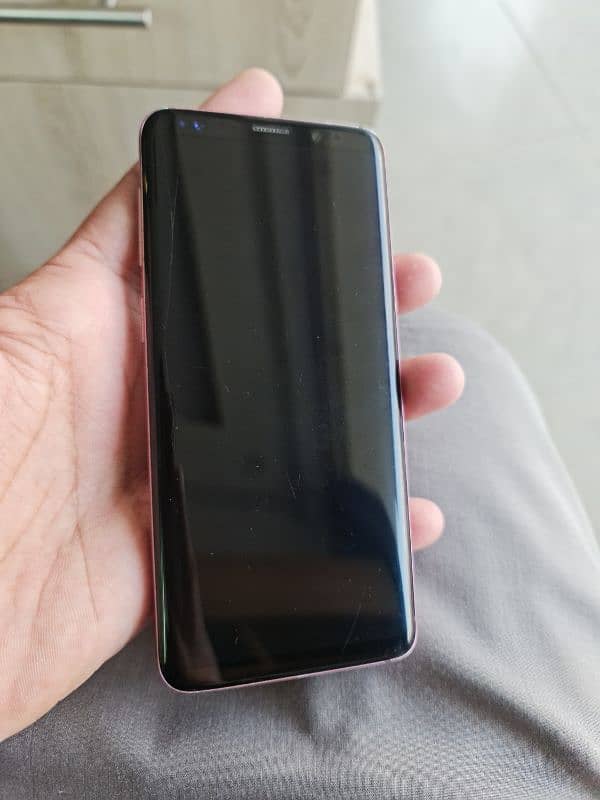 samsungs s9 non pta 4 gb 64 gb no exchnge need cash 6