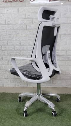 Executive Office chair - laptop Revolving chair Gaming chair for sale