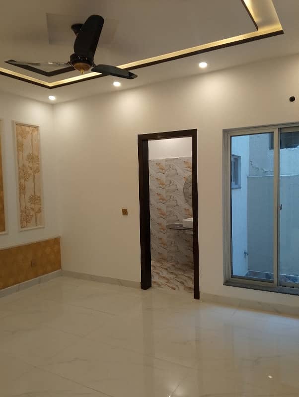 5 Marla Brand New Luxury Lower Portion Available For Rent In Formanites Housing Scheme Block AA Lahore 4