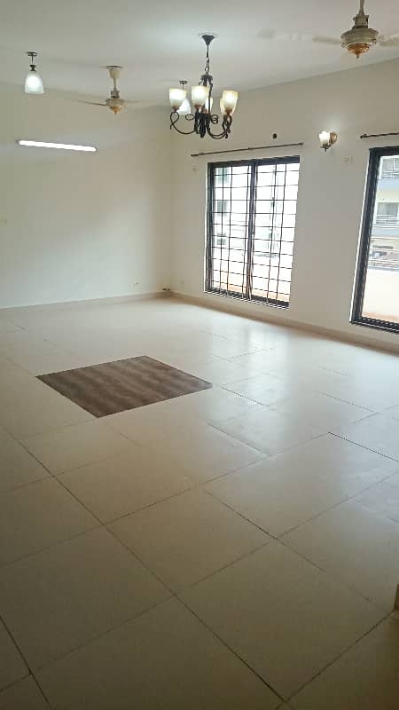 3 Bed Apartment Available For Rent In Askari 11 Sec-B Lahore 14