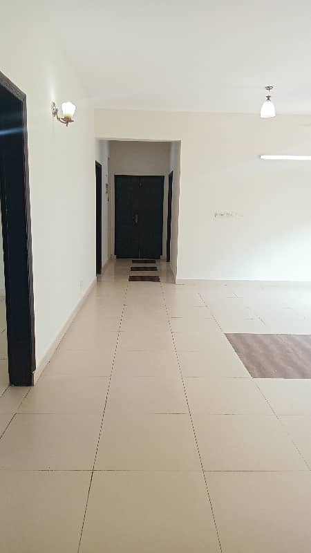 3 Bed Apartment Available For Rent In Askari 11 Sec-B Lahore 18