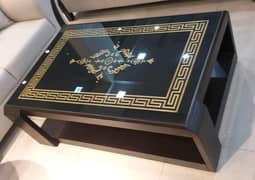 Elegant Design Center Table & Coffee Tables