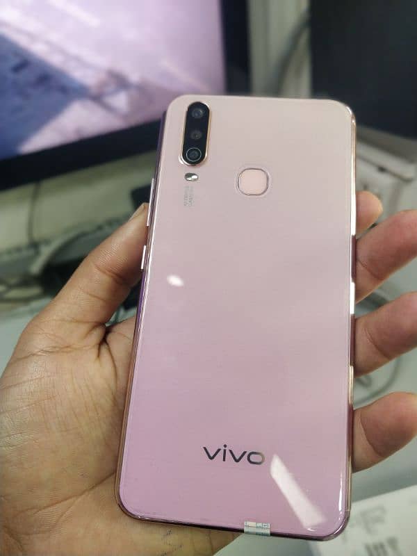 Vivo Y17 3