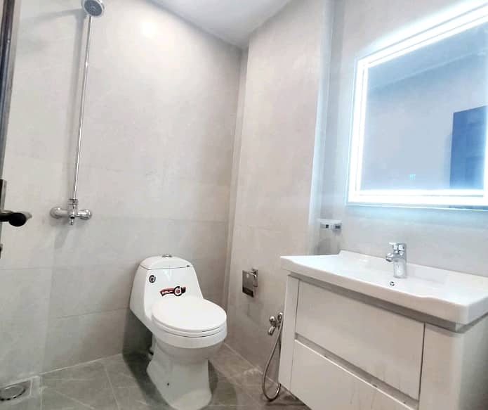 Highly-Desirable 800 Square Feet Flat Available In Bahria Town - Sector E 1