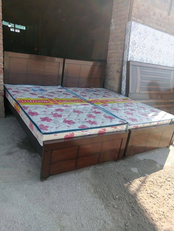 single beds/ 2 single beds/single bed mattress/ single beds for sale / 5