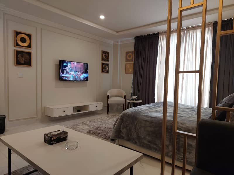 Luxury Apartment For Rent 2