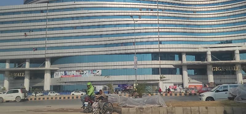 4 Marla Commercial DHA 2 Islamabad Next To Giga Mall & D Mall GT Road. Top Location Investor Rate Asking 5.50 Cr Negotiable. 5