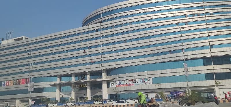 4 Marla Commercial DHA 2 Islamabad Next To Giga Mall & D Mall GT Road. Top Location Investor Rate Asking 5.50 Cr Negotiable. 6