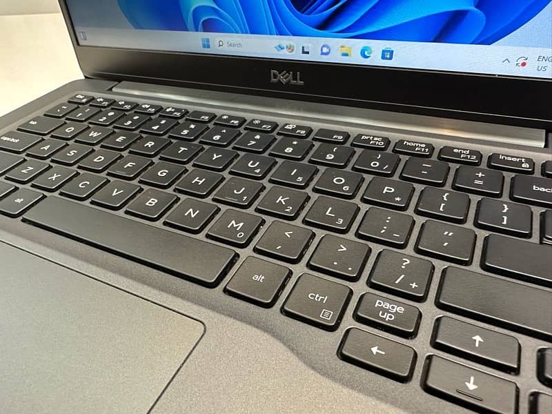 DELL LATITUDE 7300 ( CORE-i7  8th Gen ) 16 GB RAM - 256 GB SSD 1