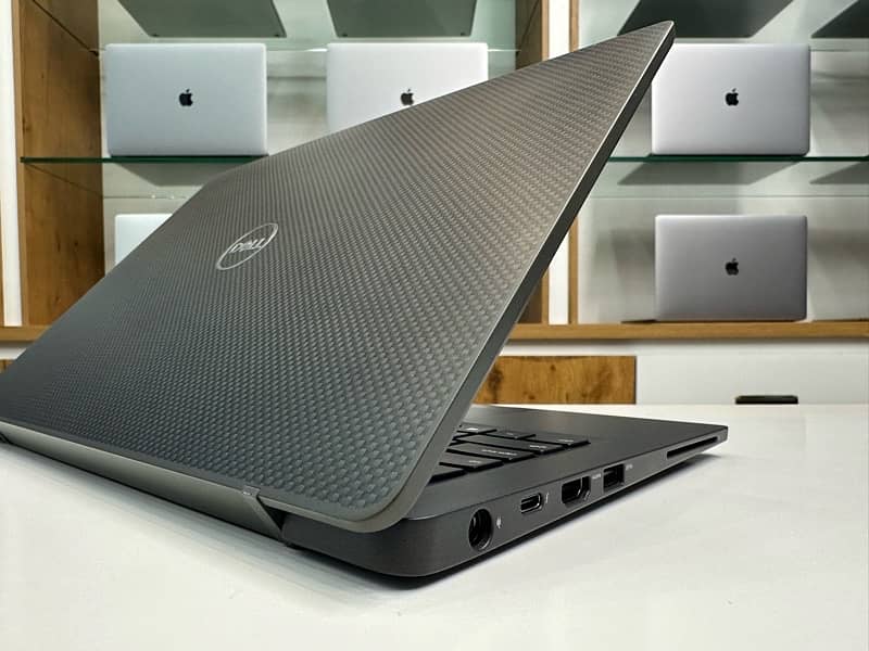 DELL LATITUDE 7300 ( CORE-i7  8th Gen ) 16 GB RAM - 256 GB SSD 3