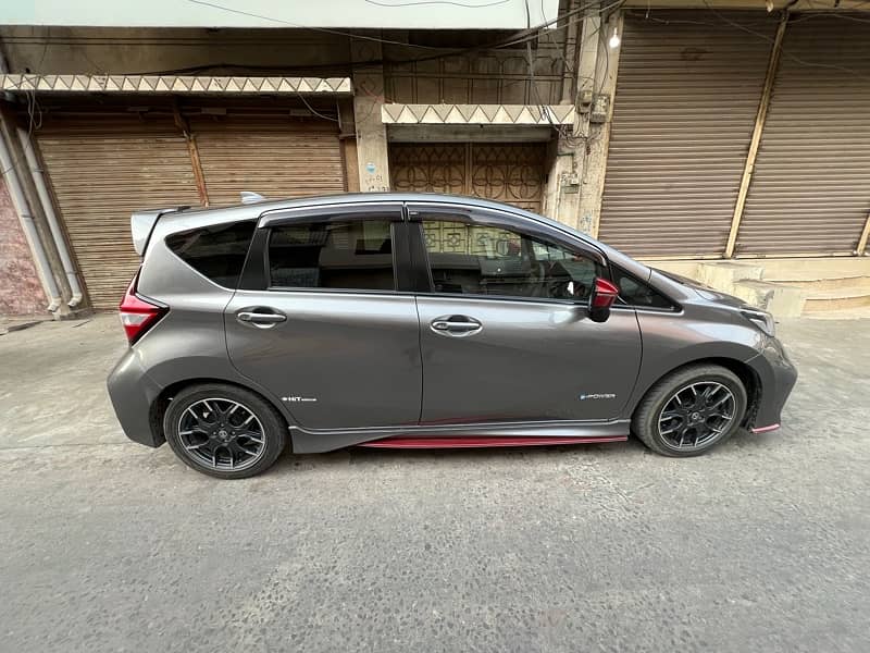 Nissan Note E Power (Nismo) 2020 1