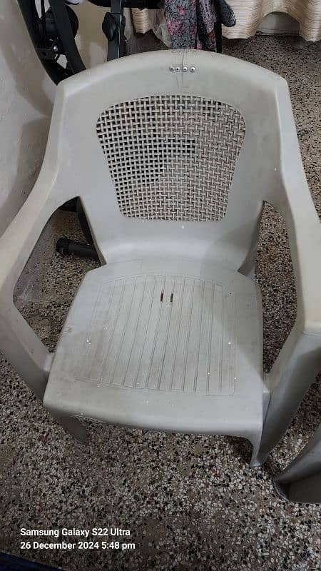 Plastic chairs for sale in  wah 2