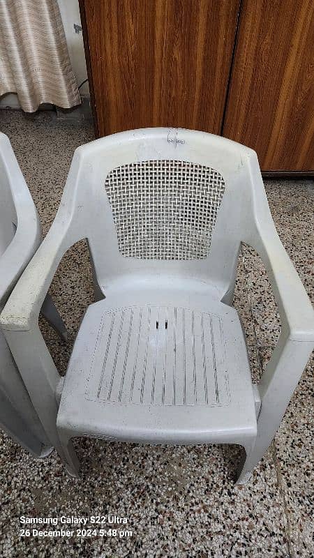 Plastic chairs for sale in  wah 4