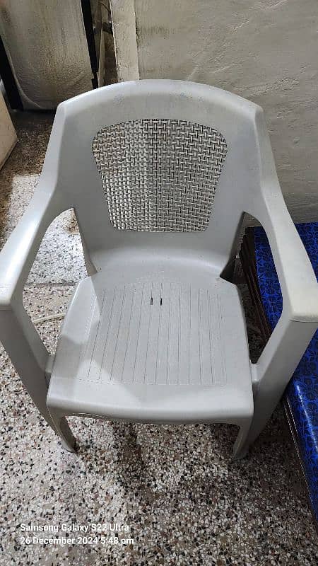 Plastic chairs for sale in  wah 5