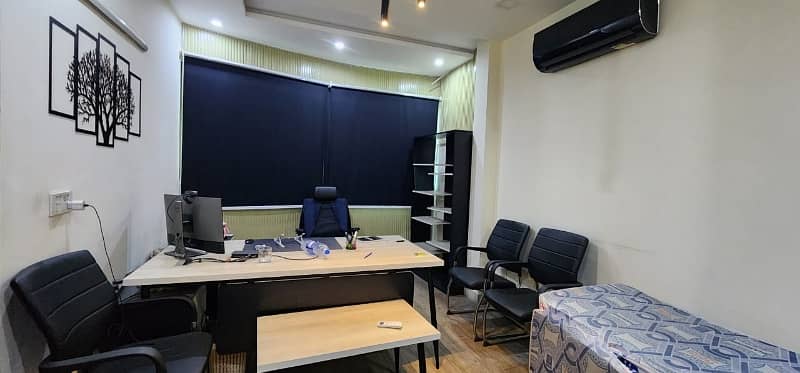 Furnished Office Available For Rent 18