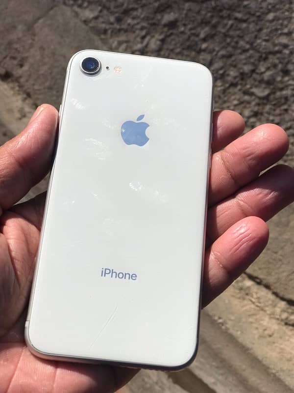 iPhone 8 bypass argent sale location Rawalpindi 1