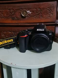 Nikon D3500 For Sale