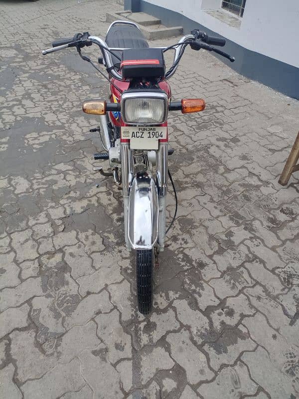 03218120322 Rabta number ya hai Honda 70 bike Good condition 2