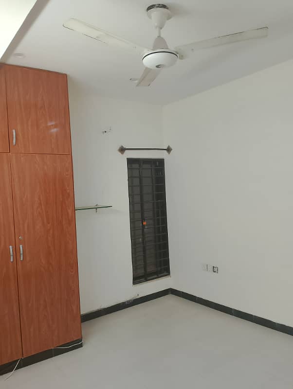 Flate for rent for family with 2 bedroom in Khanna pull near rawal hospital Islamabad 0