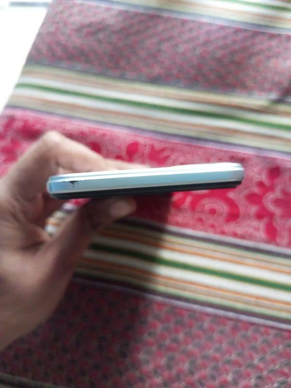 infinix hot 12 fresh condition with box 6