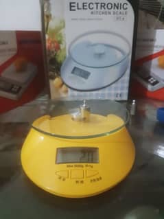 kitchen Scale , 1gram to 5kg , 5kg scale , glass plate, weighing scale