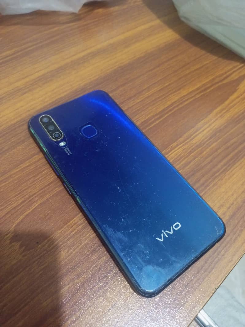 Vivo Y15 3