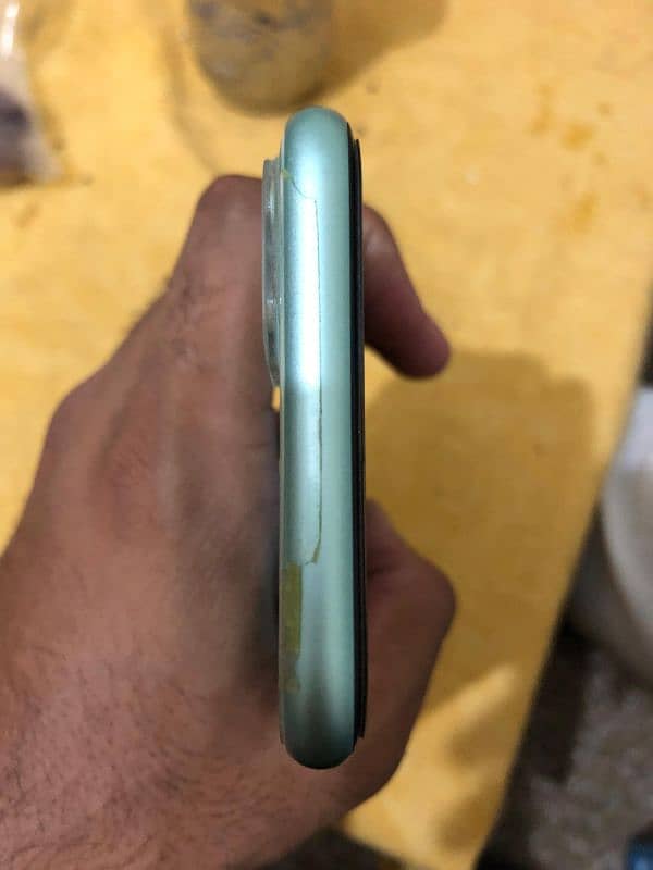 Iphone 11 64Gb Non Pta(JV) 4