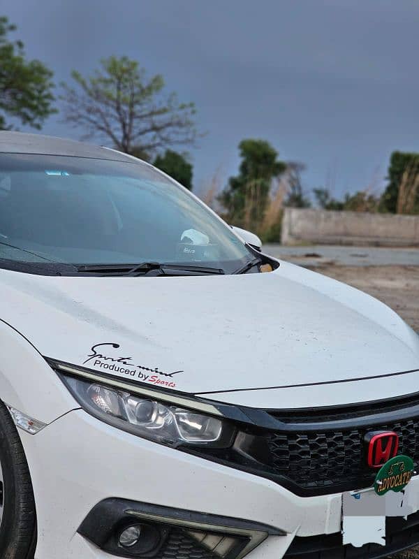 Honda Civic Oriel 2018 3