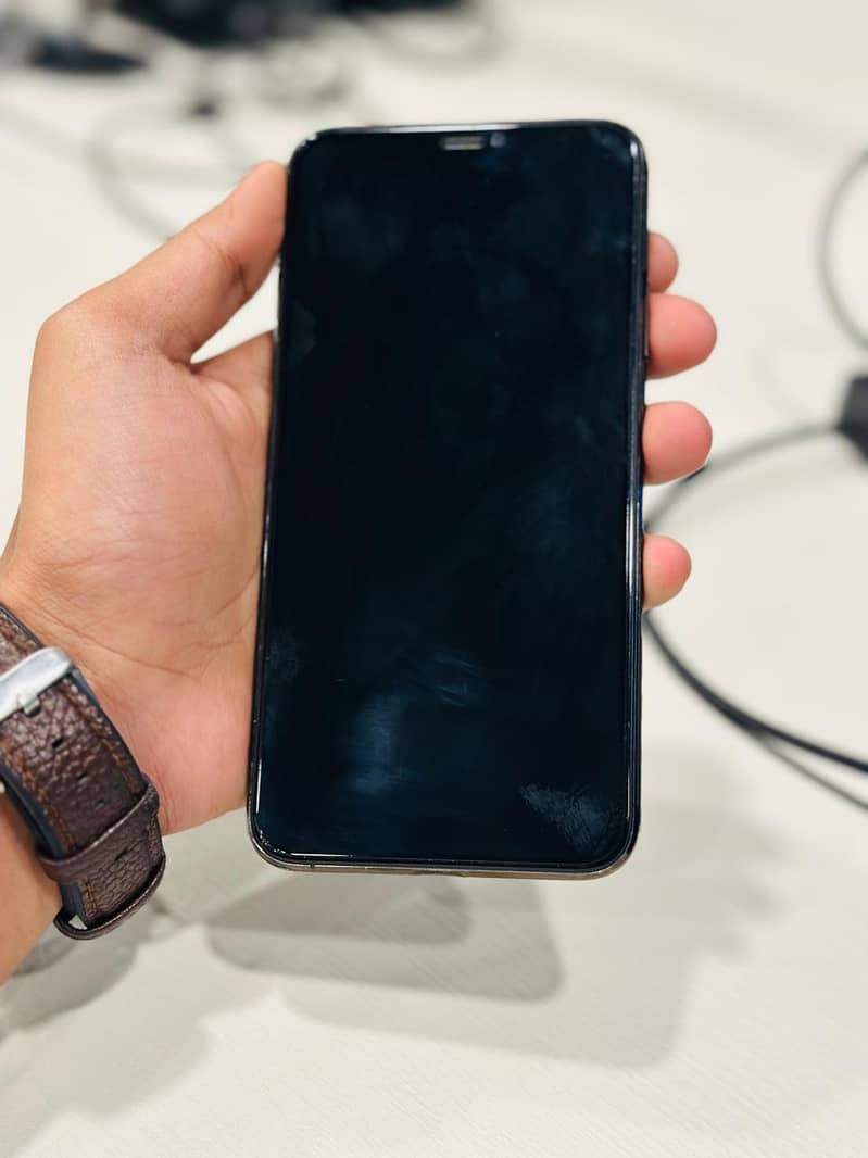 Iphone 11 pro max 1