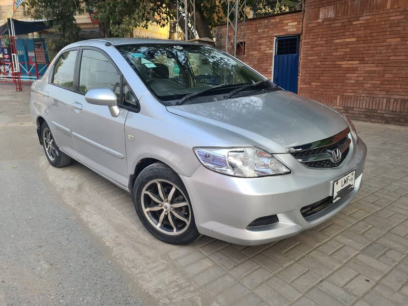 Honda City IDSI 2006 good condition 2st owner on my name 0