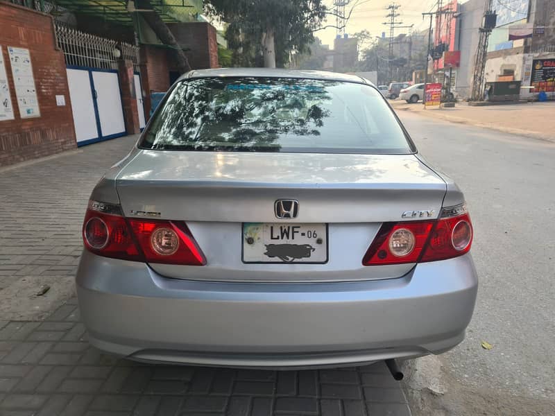 Honda City IDSI 2006 good condition 2st owner on my name 5