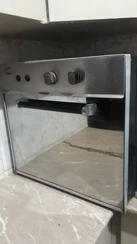 Gas oven 1